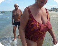 European Beach Natural Breasted Mums